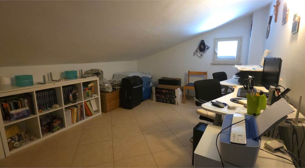 Photo 38